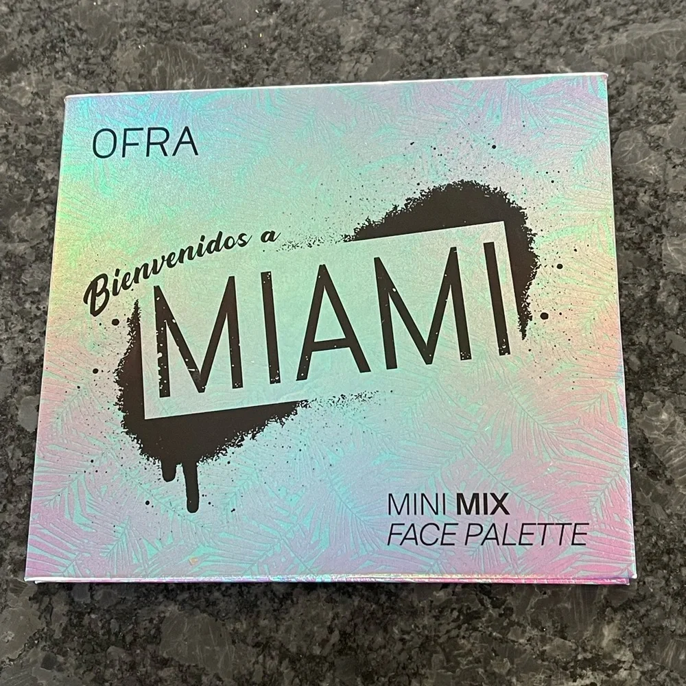 OFRA Bienvenidos A Miami Mini Mix Face Palette blush, highlighters & bronzers